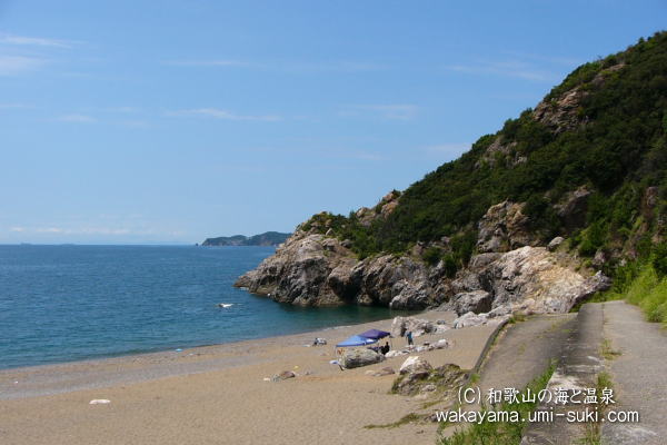 小浜海水浴場と温泉